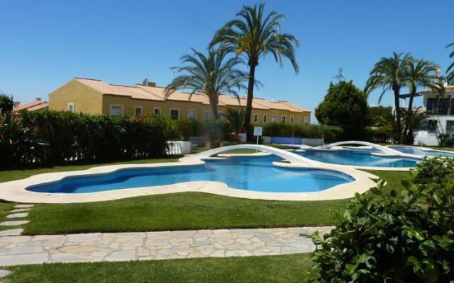 Oasis de Calahonda
