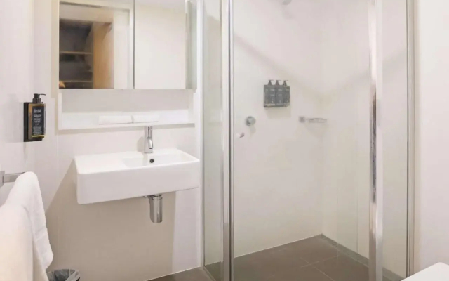 Ibis Darwin Airport Hotel