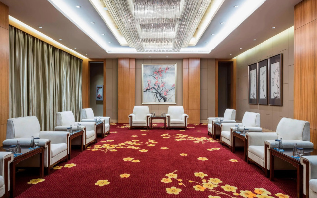 Sheraton Wuxi Binhu Hotel – Guest Rooms – Wuxi
