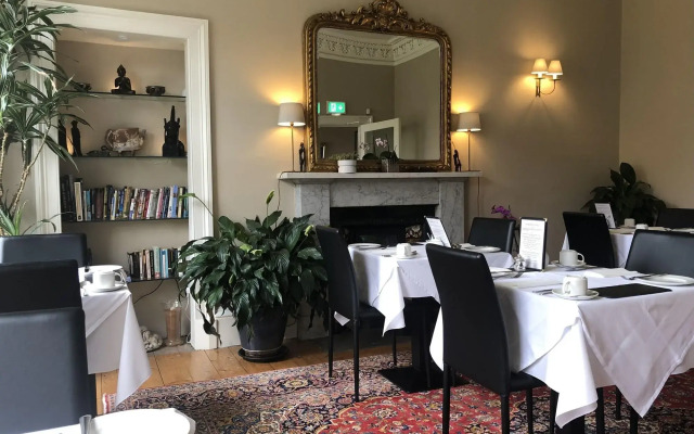 Sheridan Guest House