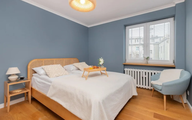 Two Bedroom Apartment Gdynia by Renters