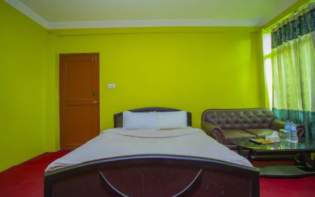 SPOT ON 425 A-one Hotel