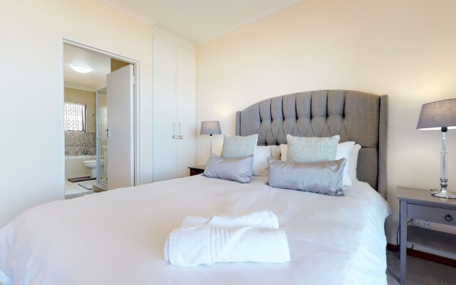 Blouberg Bliss - Beach Condo