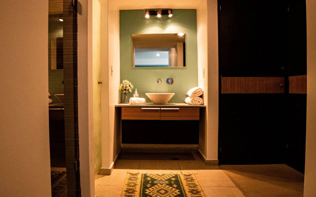 Tiny Apartment with Rooftop pool y GYM