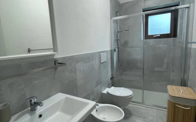 Modern 2 Bedroom Flat Near Rosolina Mare Beach