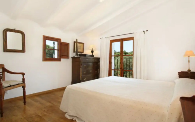 Poolside Villa Stay for Groups