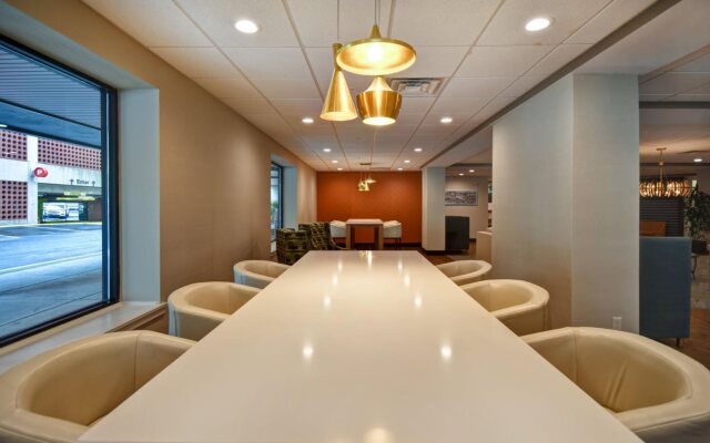 Holiday Inn Lancaster by IHG