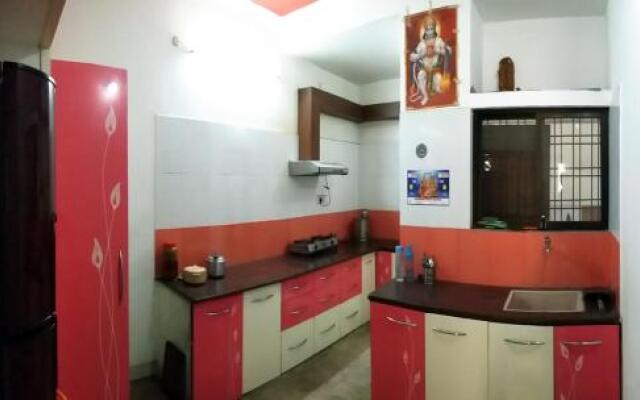 Sadhna Guest House