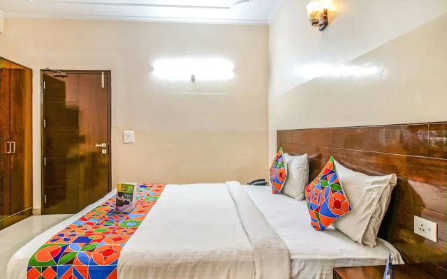FabHotel Ashneer Residency