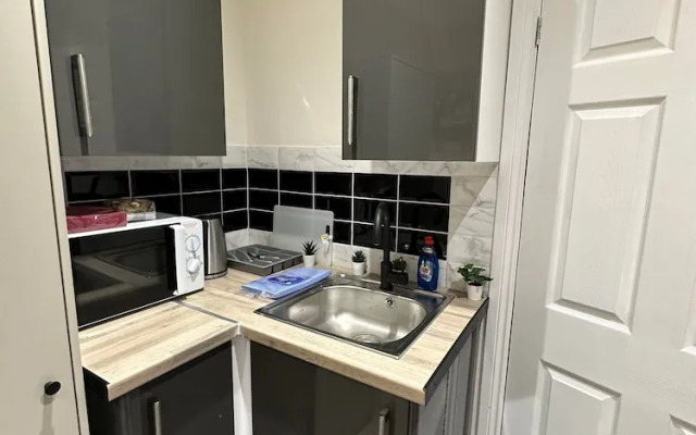 Nice Studio in London