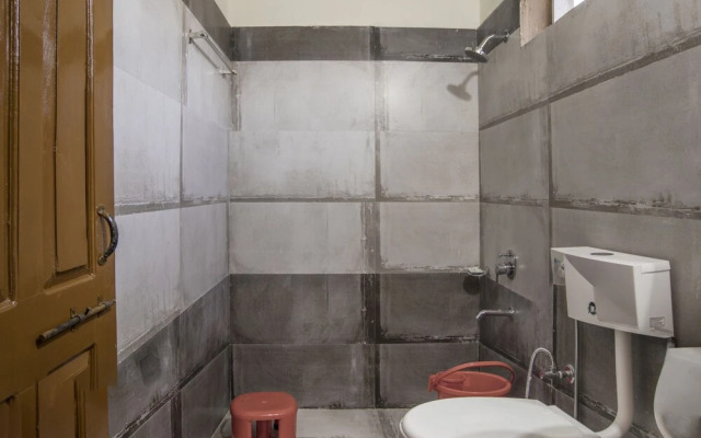 WOW STAYZ2 Pachmarhi Foothill Cottages