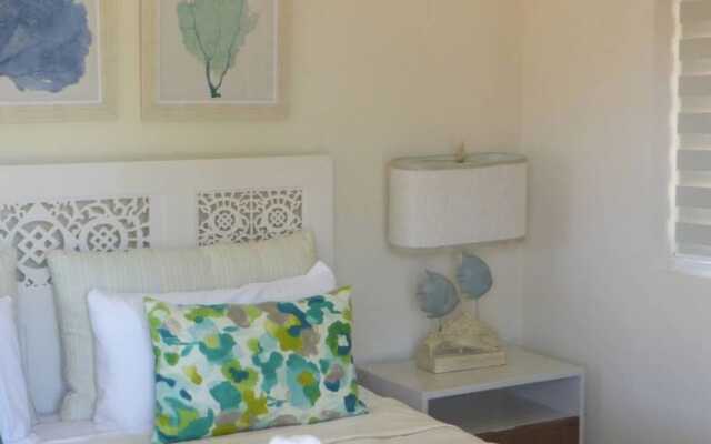Private two Story Villa With Guest House