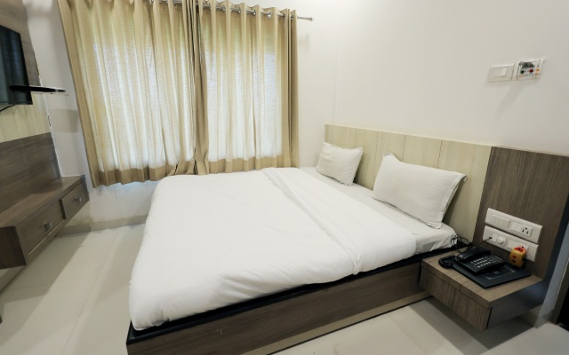 Hotel Grand Paradise