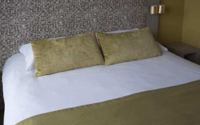 Hôtel Restaurant Bois Joly