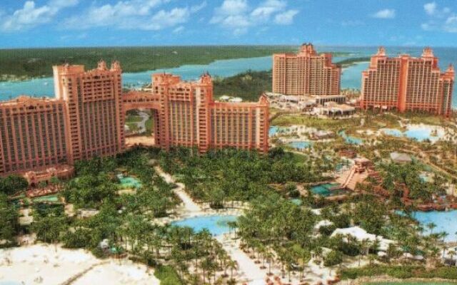 Atlantis Paradise Island