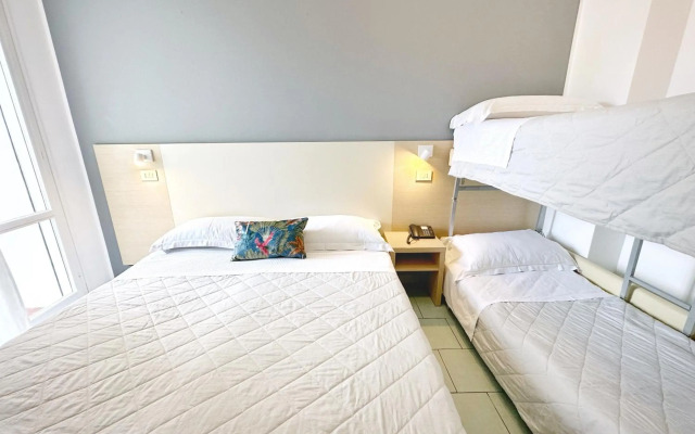 Aura Living Hotel