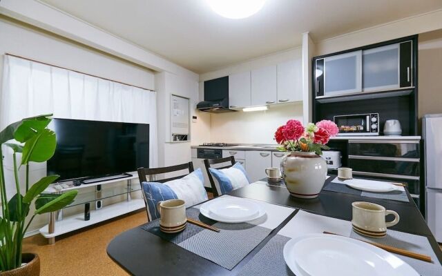 Haneda Lex House