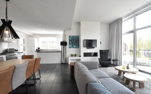 Modern Villa with Jacuzzi and Sauna in Harderwijk Flevoland