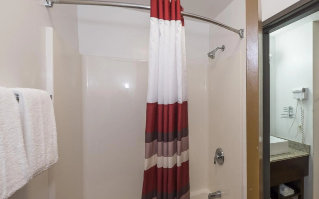 Red Roof Inn Columbus - Hebron