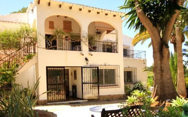Holiday Home Paradise