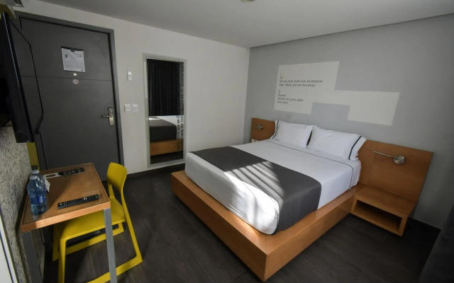 Perla Central Hotel