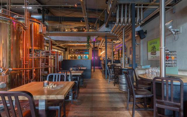 Leonardo Hotel Almere City Center