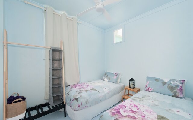 Sand Beach House - breathtaking view, and amazing position directly opposite the beach!