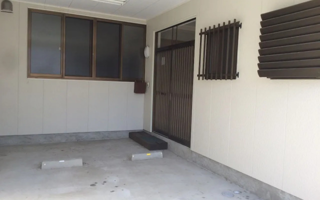 HH1 Private House