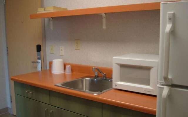 Residence & Conference Centre - Brampton