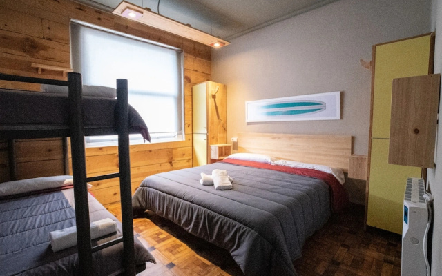 Carving Surf Hostel
