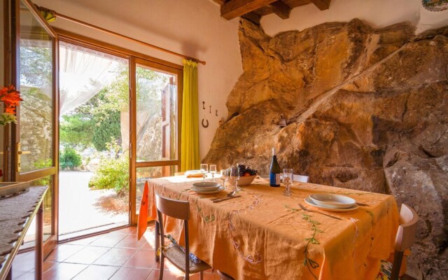 Beautiful Home in Calatafimi With 3 Bedrooms and Wifi