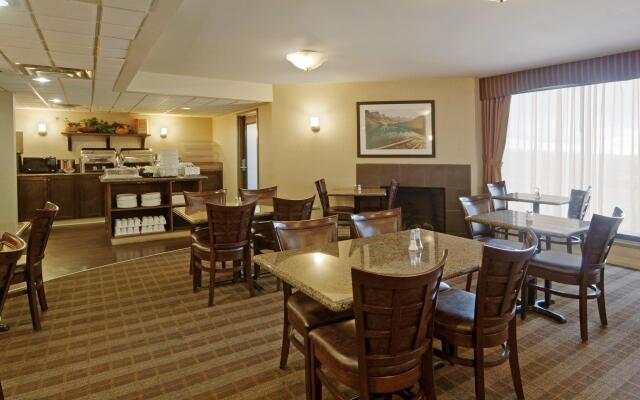 Best Western Plus Banff International Lodge