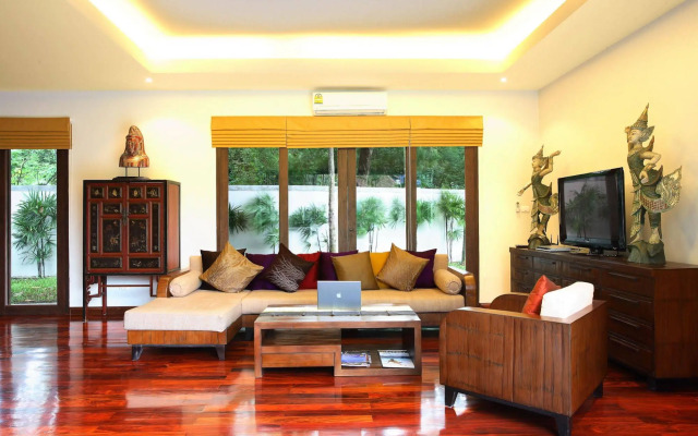 Villa Mandaya by Holiplanet