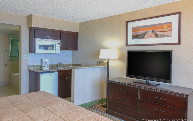 Beach Quarters Resort