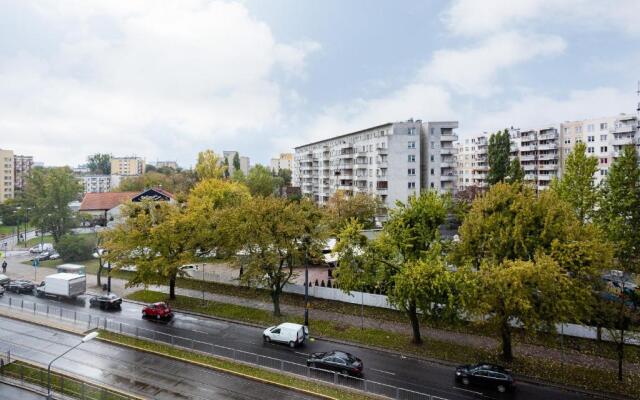 Warsaw Apartment Obozowa by Renters