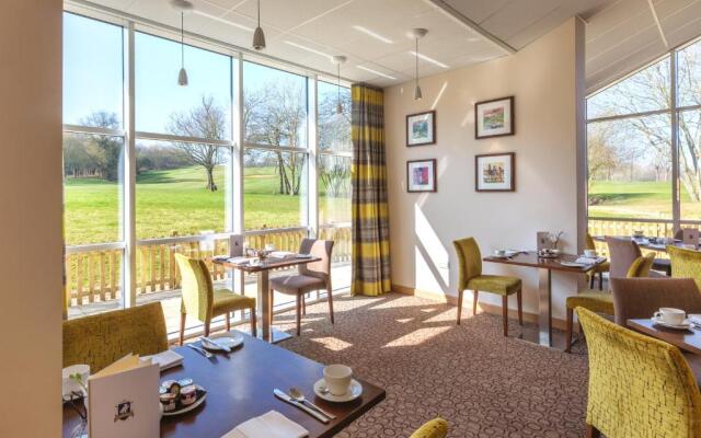 Sandford Springs Hotel & Golf Club