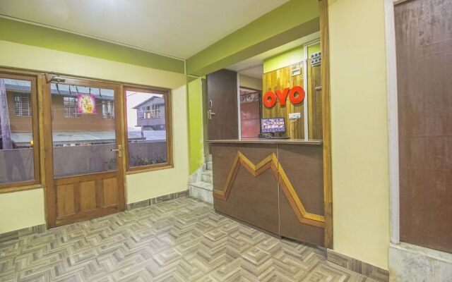 OYO 23591 Nightingale Residency