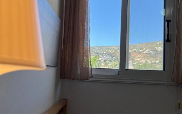 Sea view 1bed apartment with pool in Peyia B15