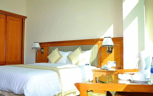 My Tra Riverside Hotel
