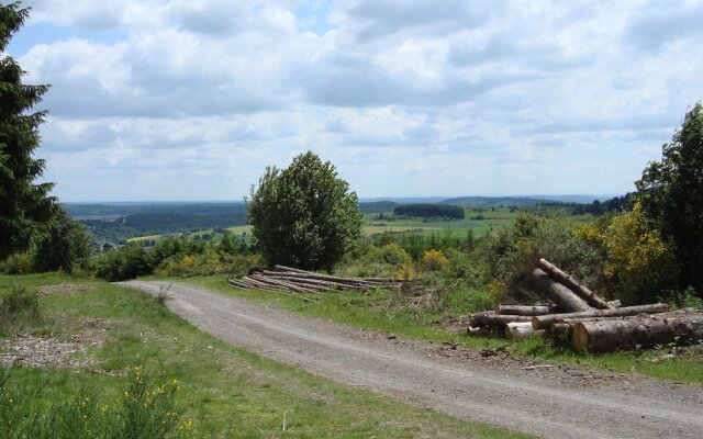 Home With Garden, Hallenberg