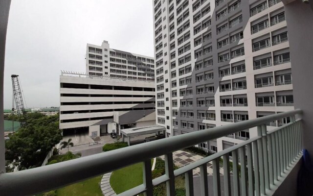 Two Seasons At Grace Residences