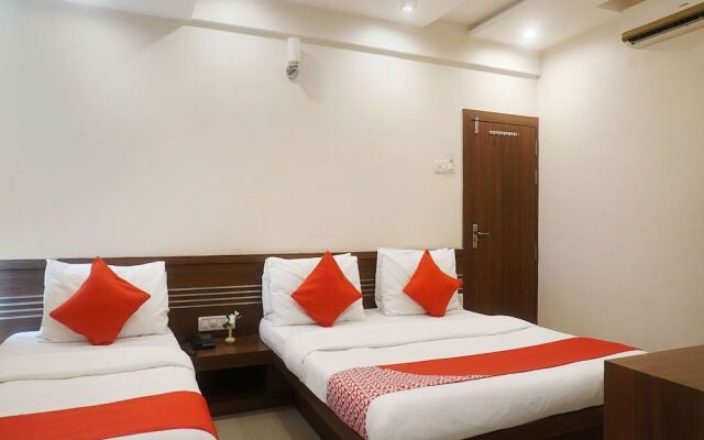 OYO 16354 Hotel Sai Srushti