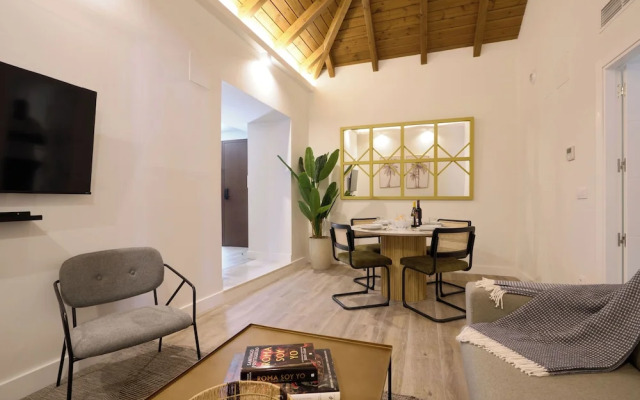 Casa Pizarro, by Homing U