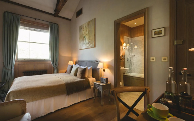 The Orange Public House  Hotel