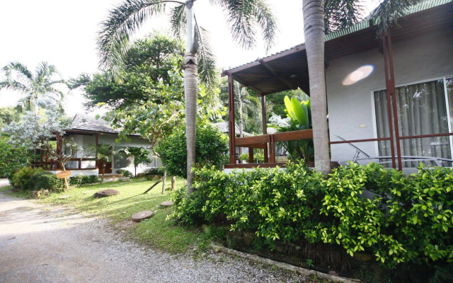 Seashell Village Resort
