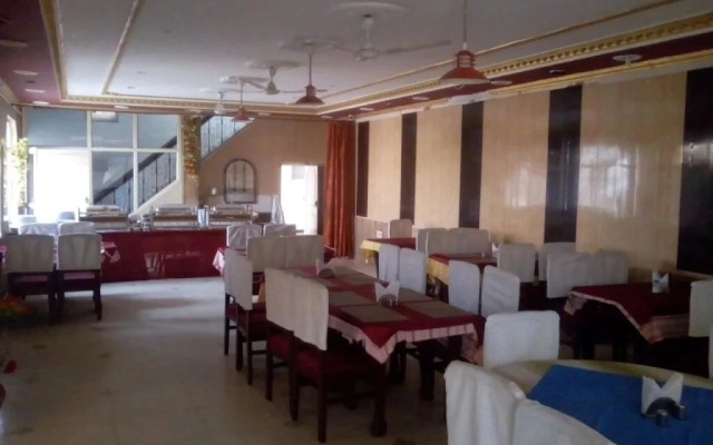 Hotel Pratap Palace