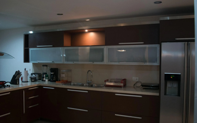 Summun Suite