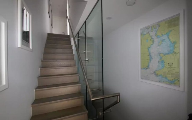 1 Bedroom Apartment in Hackney With Roof Terrace