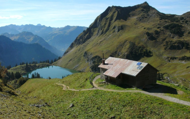 Ferienwohnungen Bernie Schmid