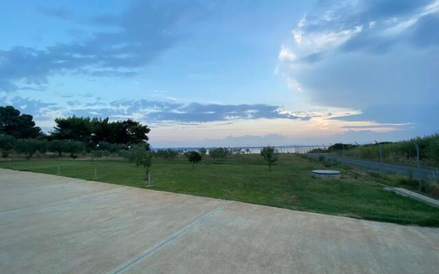 Kalivas beach house